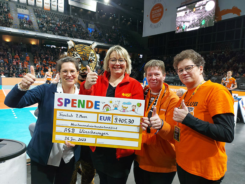 10.000 Euro für den Berliner Wünschewagen
