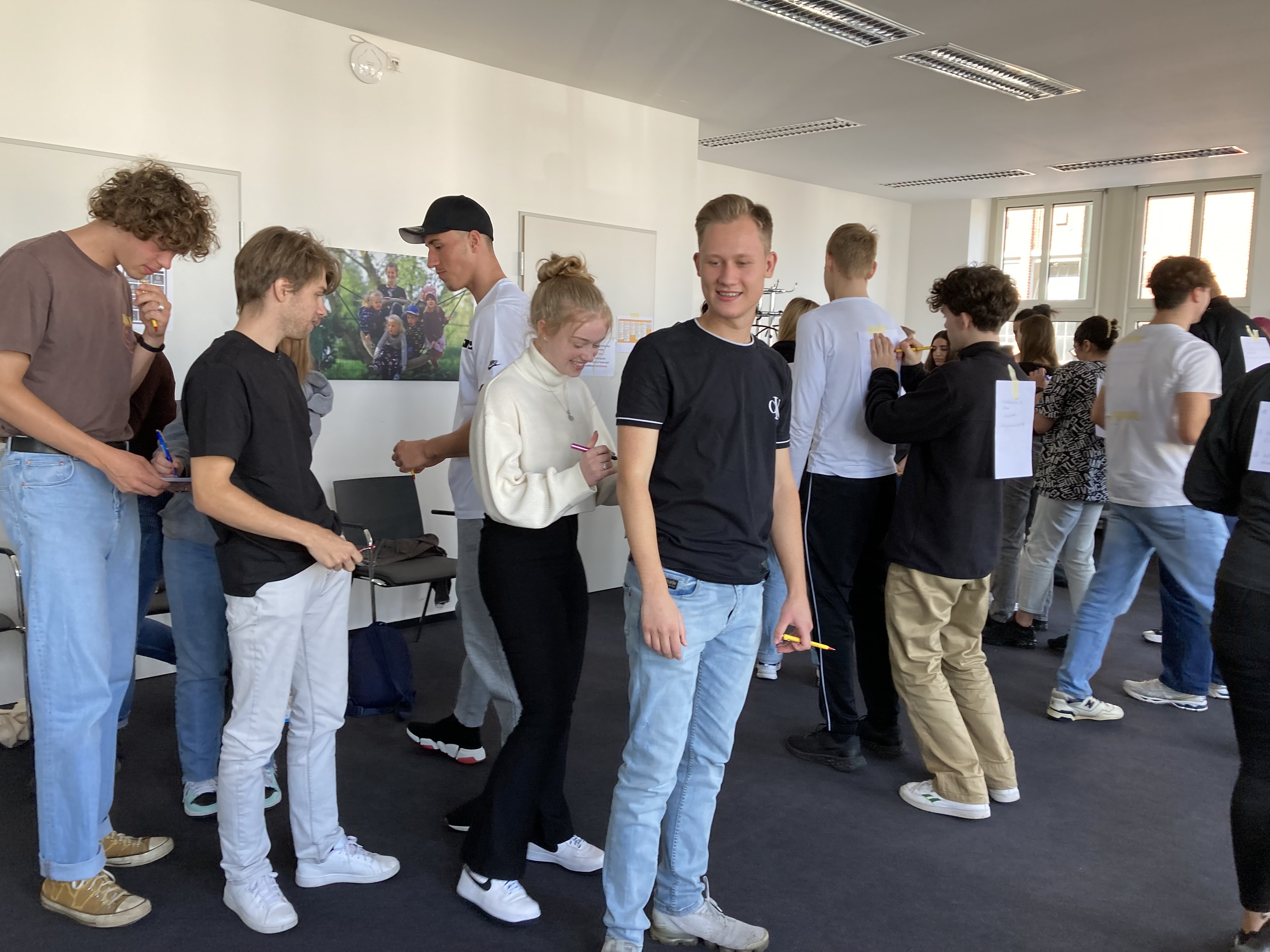 Keine Lust auf Studium oder Ausbildung? Ein Freiwilliges Soziales Jahr bietet sinnvolle Alternative