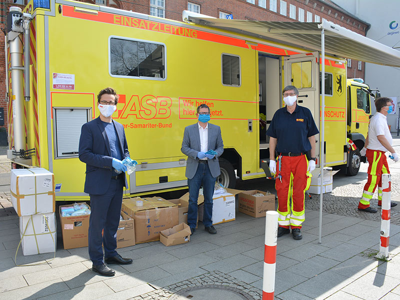 Mund-Nasenschutz-Masken-Ausgabe in Berlin Treptow-Köpenick erfolgreich gestartet