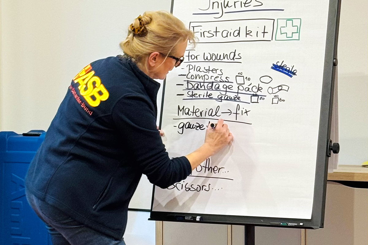 Erster offener Childcare-First-Aid-Course auf Englisch beim ASB Berlin-Südwest 