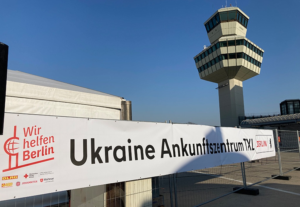 Nach 1.383 Tagen endet auf dem Ex-Flughafen Tegel ein großes Kapitel Berliner Hilfsgeschichte — Ankunfts- und Notunterbringungseinrichtung schließt zum 31. Dezember 2025