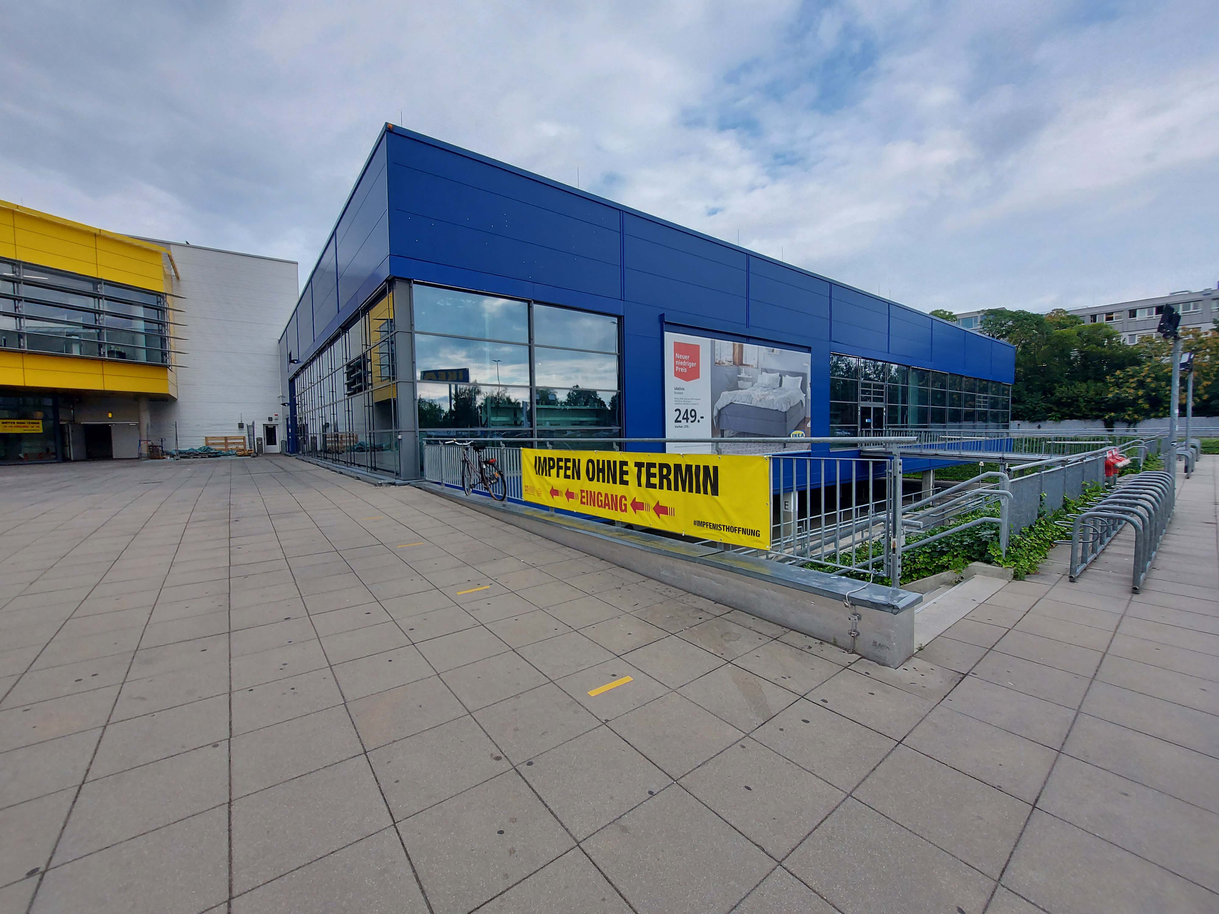 Walk-In-Impfen bei IKEA Tempelhof