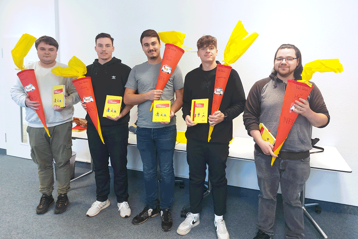 20241007_Rettungsdienst-Azubis_c_ASB-Dichtl.png Gruppenfoto