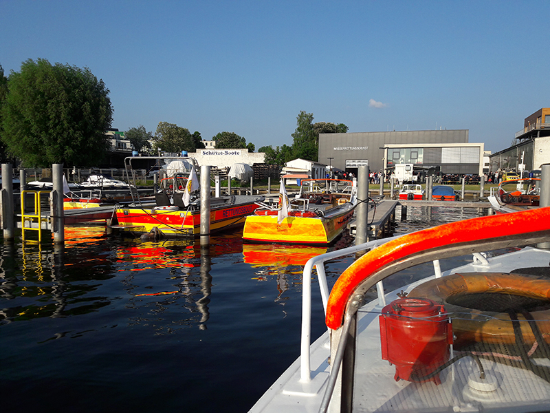 Wasserrettung_Koepenick.jpg