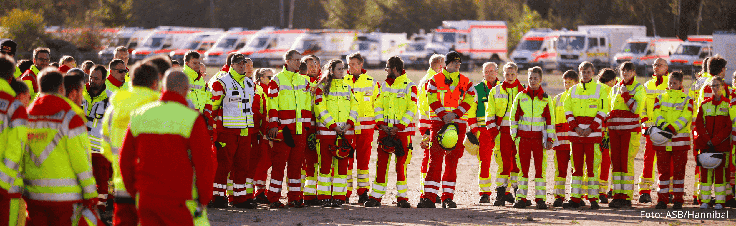 Viele Sanitäter aus dem Rettungsdienst