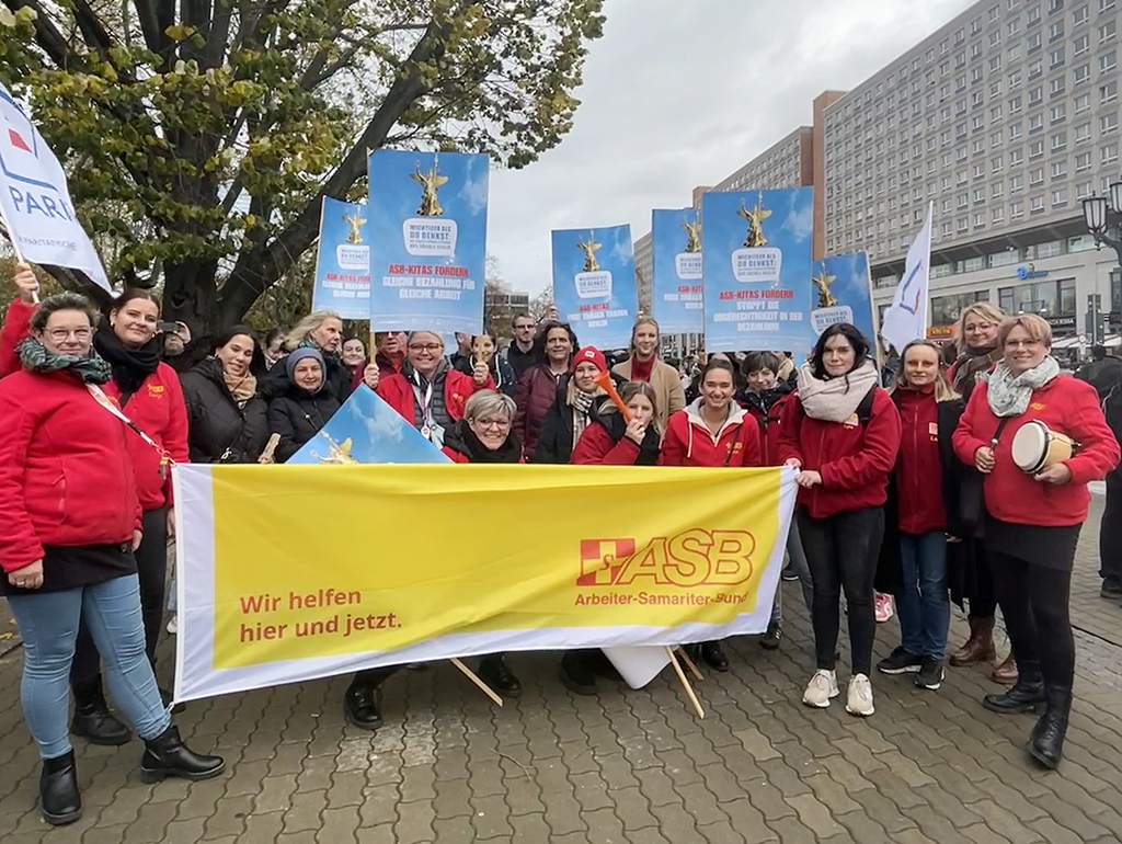 4000 demonstrieren für ausreichende Finanzierung der freien Träger und ein soziales Berlin